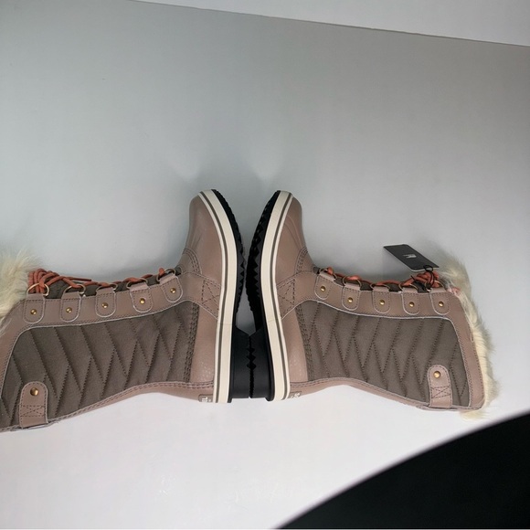 Sorel Tofino II Faux Fur Lined Waterproof Boot Women’s Omega Taupe Paradise pink - Picture 12 of 15